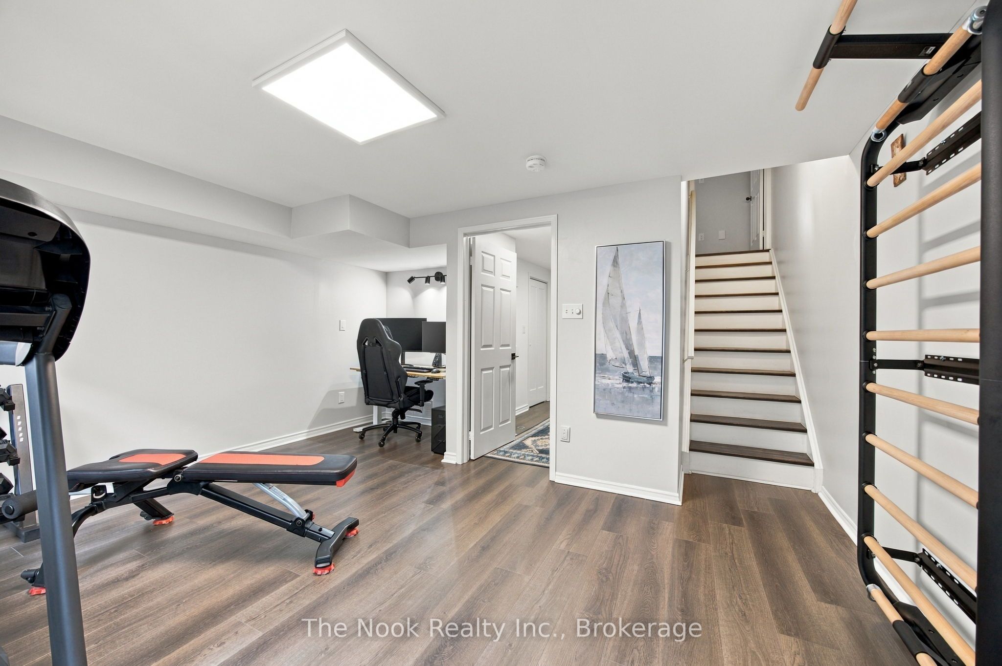 32 Harbourview Crescent Property Photo 35