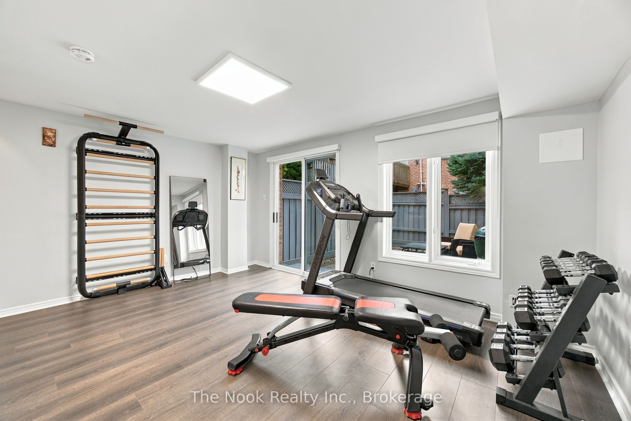 32 Harbourview Crescent Property Photo 38