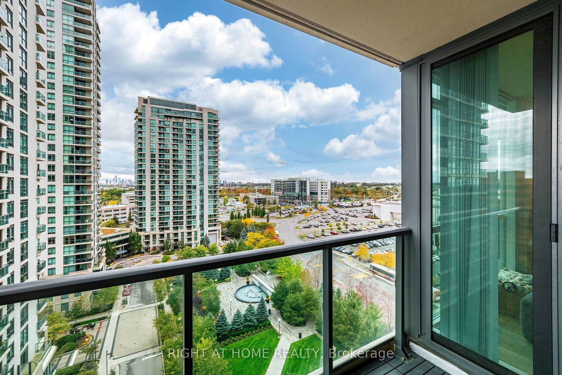205 Sherway Gardens Road 1211 Property Photo 28