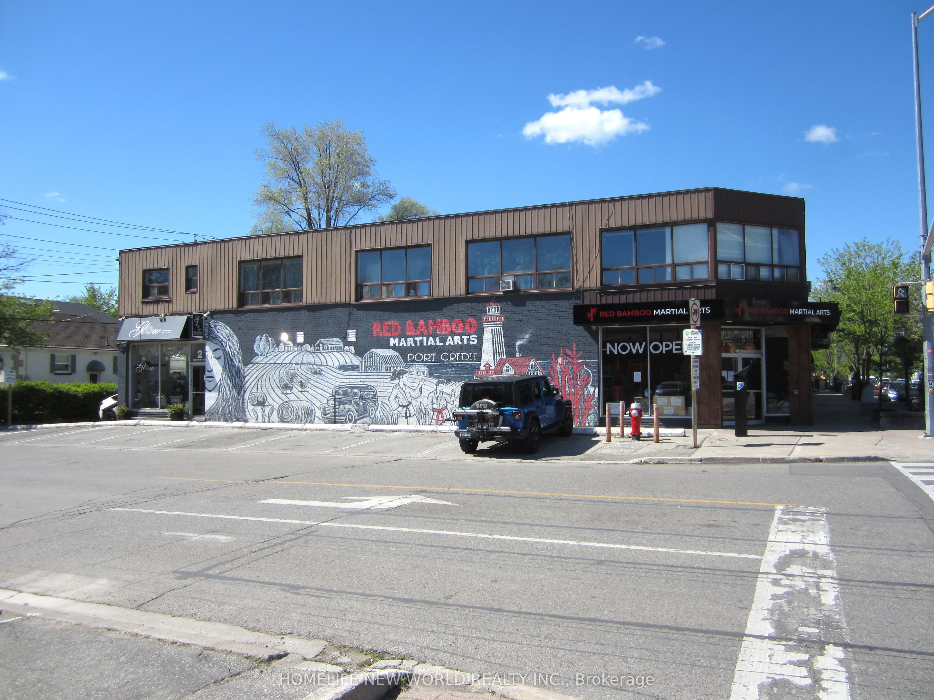 279 Lakeshore Road E Property Photo 5