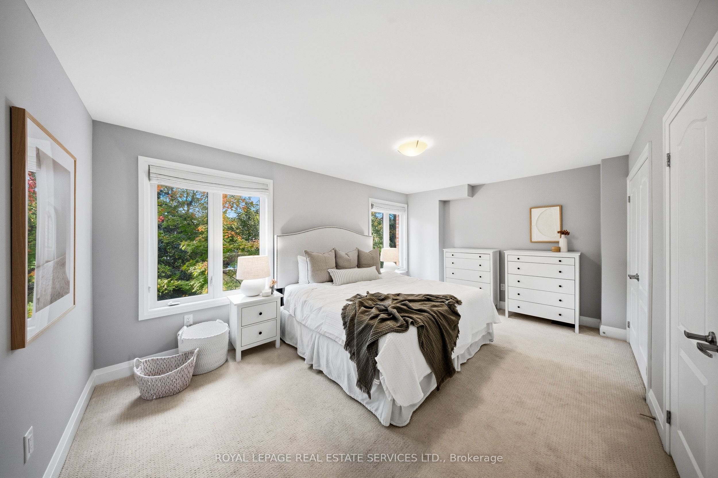 1233 Azinger Lane Property Photo 18