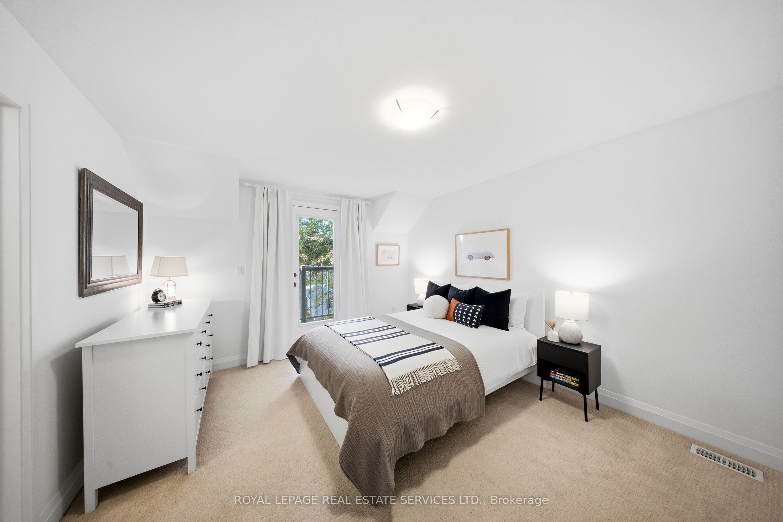 1233 Azinger Lane Property Photo 28