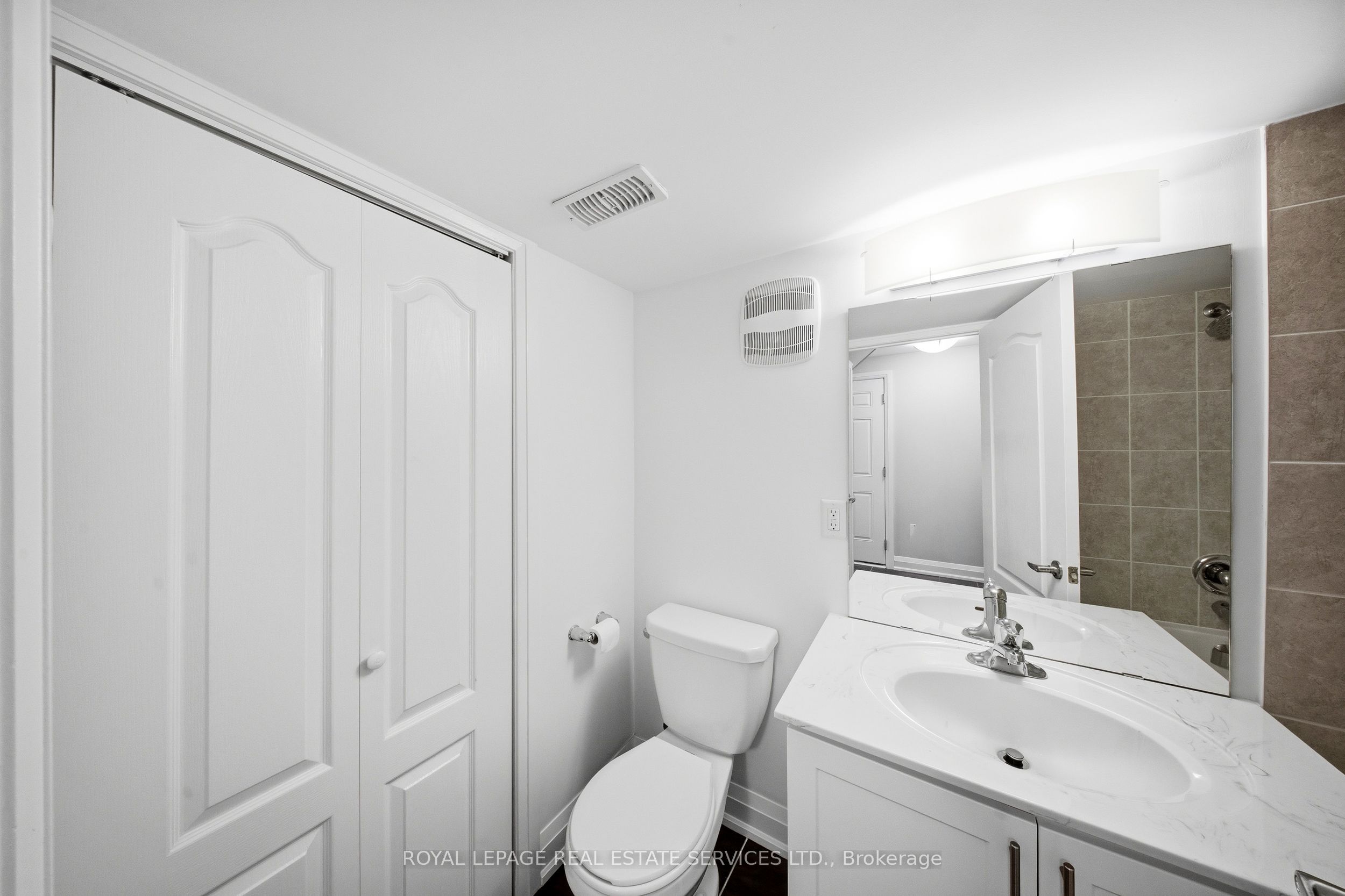 1233 Azinger Lane Property Photo 35