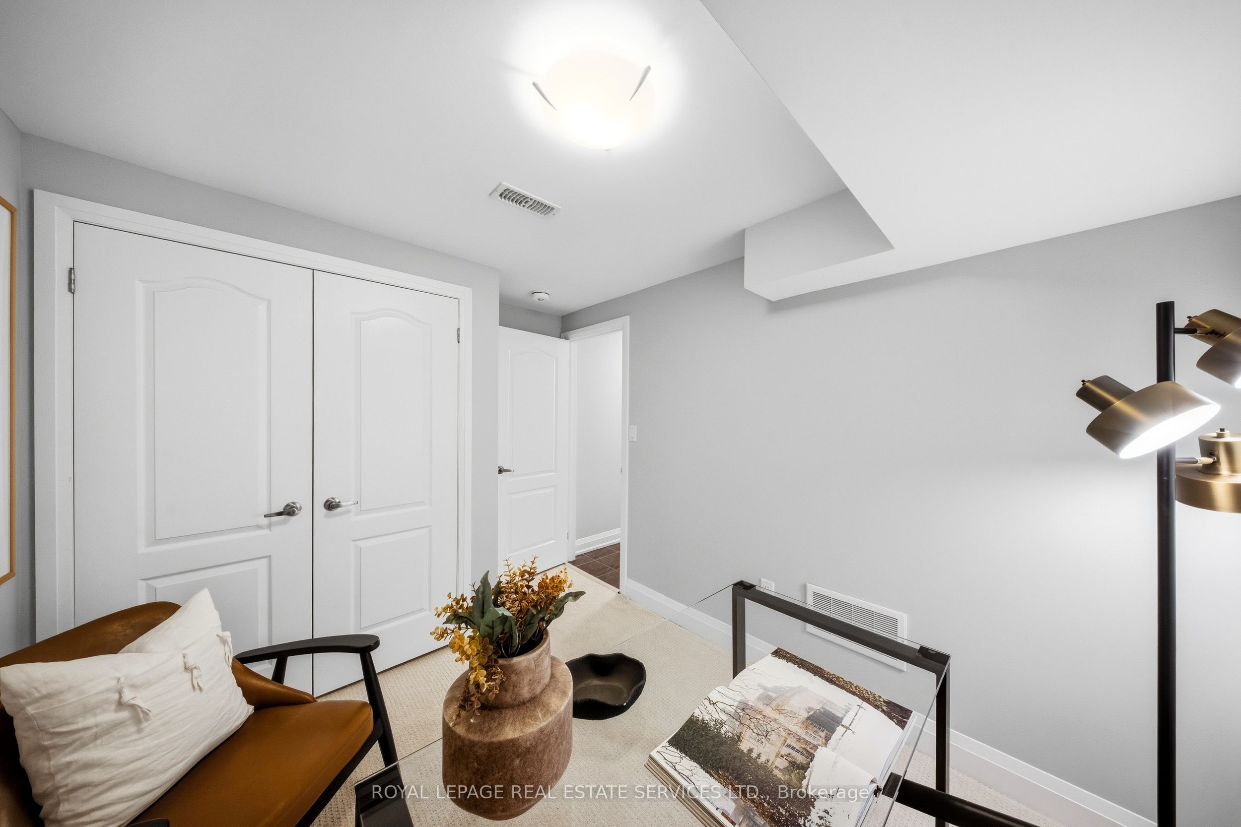 1233 Azinger Lane Property Photo 38