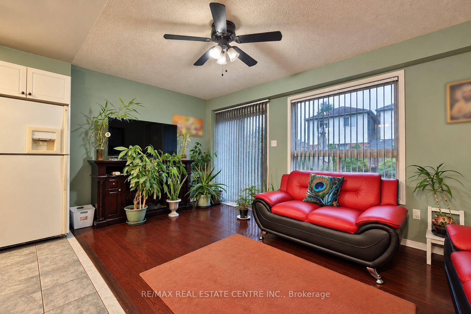 180 Cresthaven Road Property Photo 10