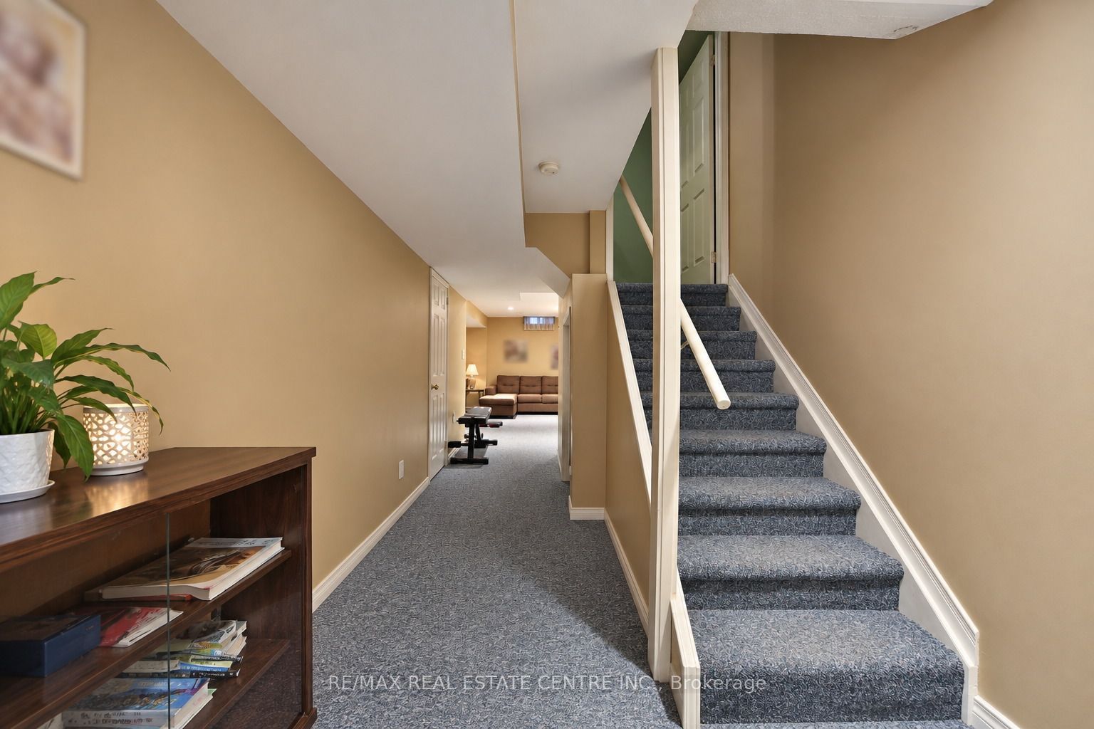 180 Cresthaven Road Property Photo 14