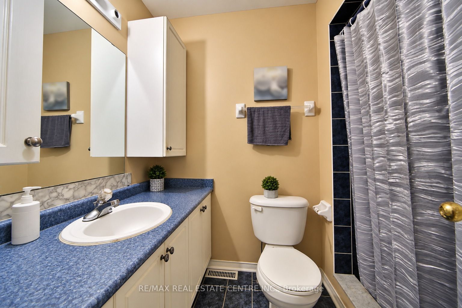 180 Cresthaven Road Property Photo 27