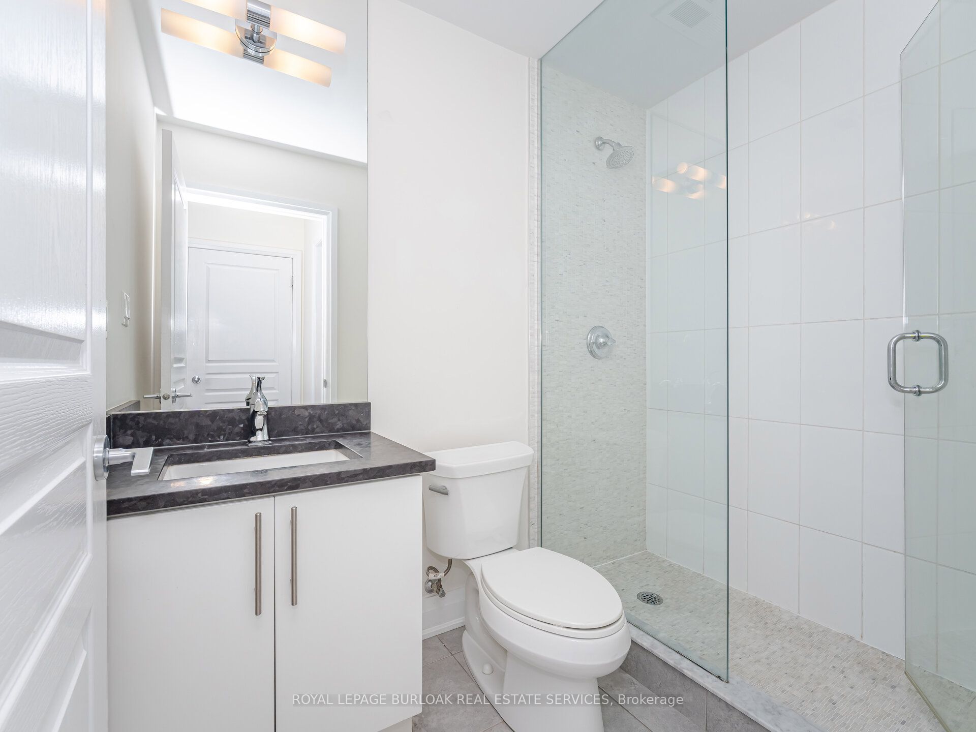 128 Garden Drive 418 Property Photo 27
