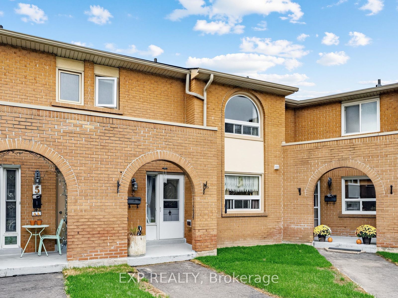 1180 Mississauga Valley Boulevard 4 Property Photo 1