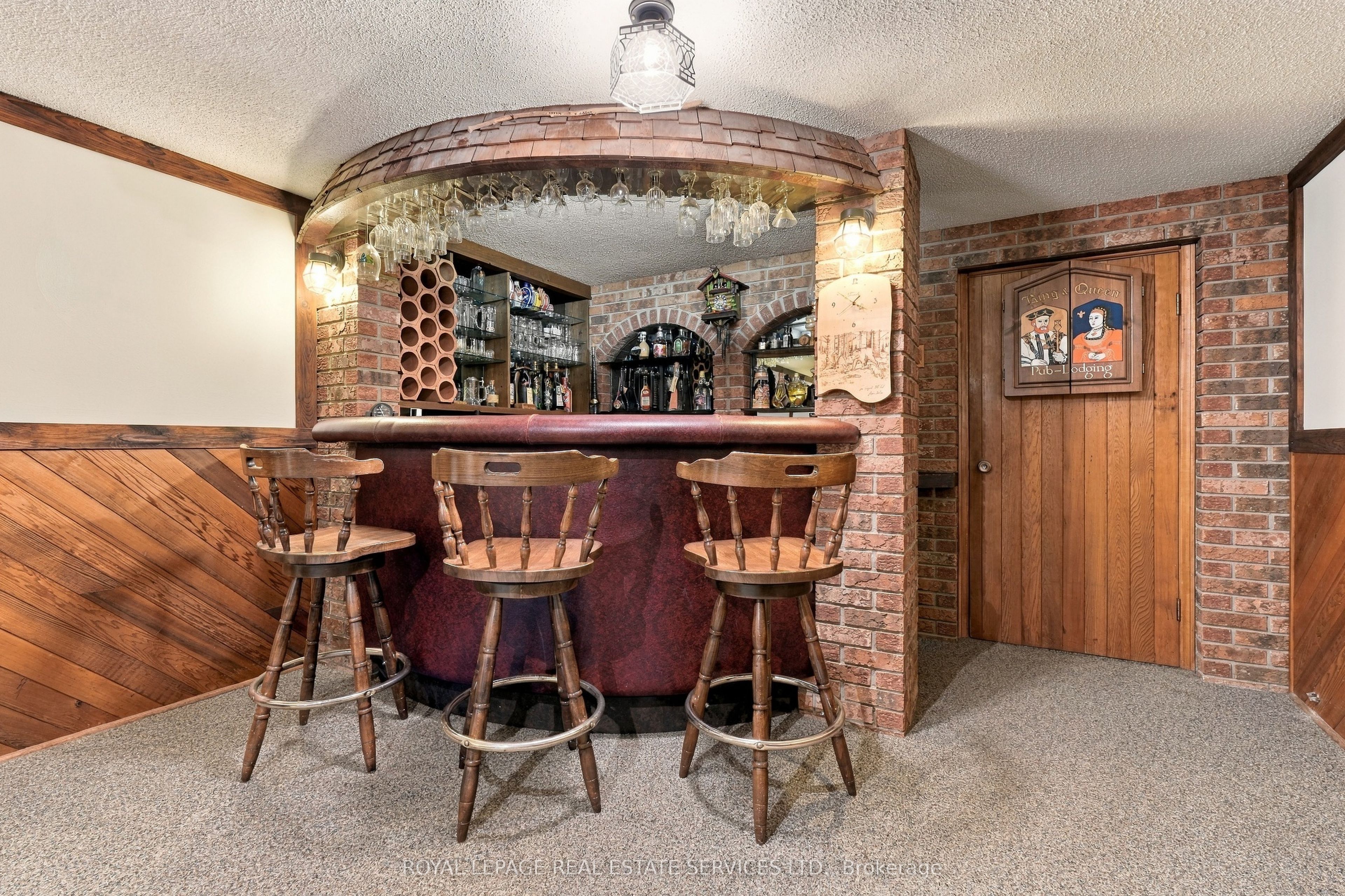 476 Michelle Row Property Photo 22