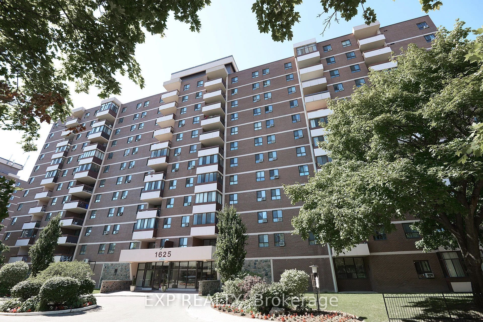 1625 Bloor Street 718 Property Photo 1