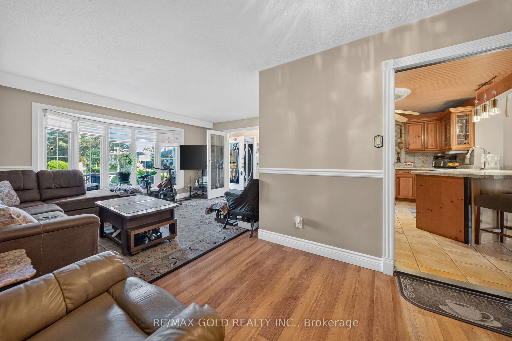 8 Easton Place Property Photo 10