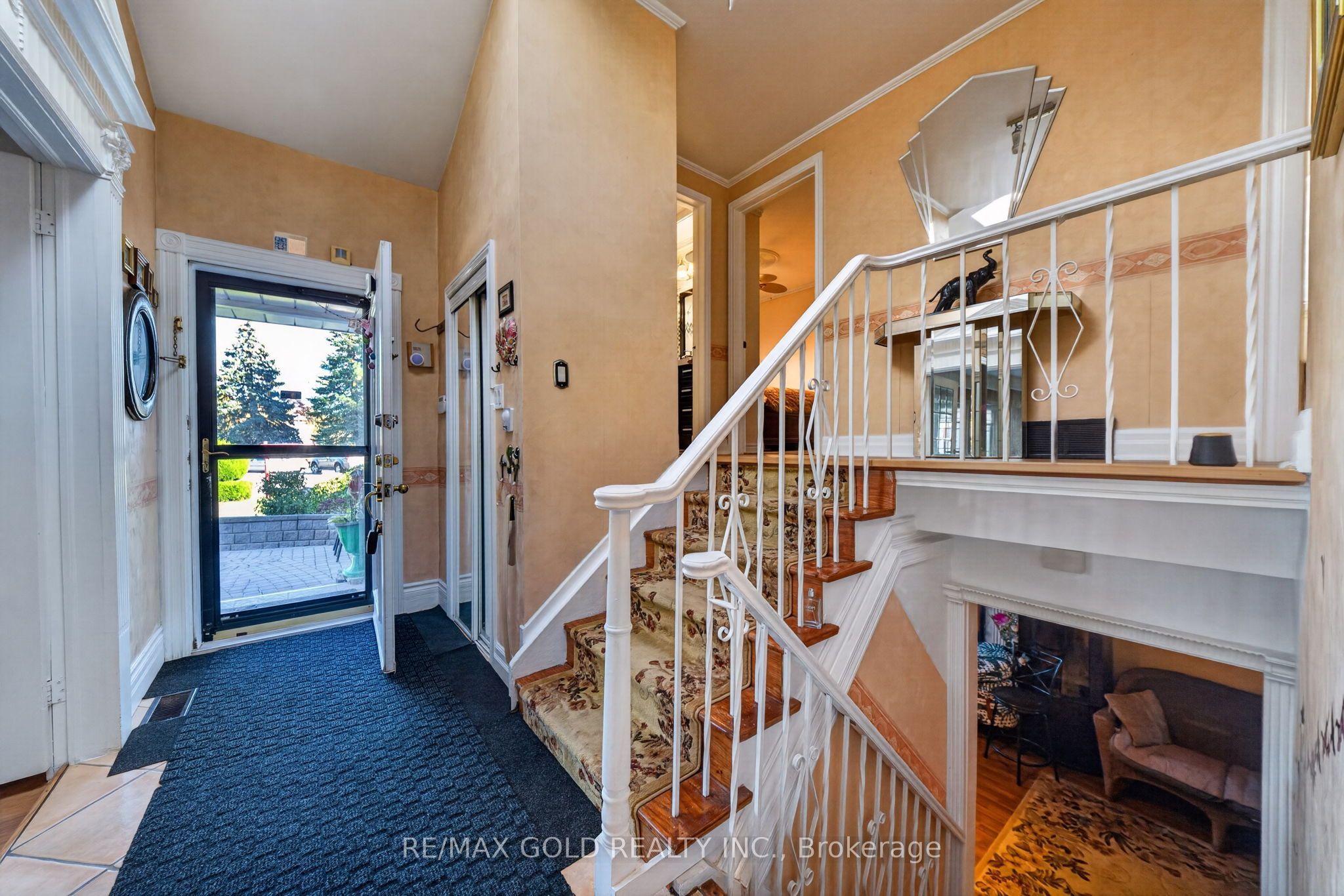 8 Easton Place Property Photo 16