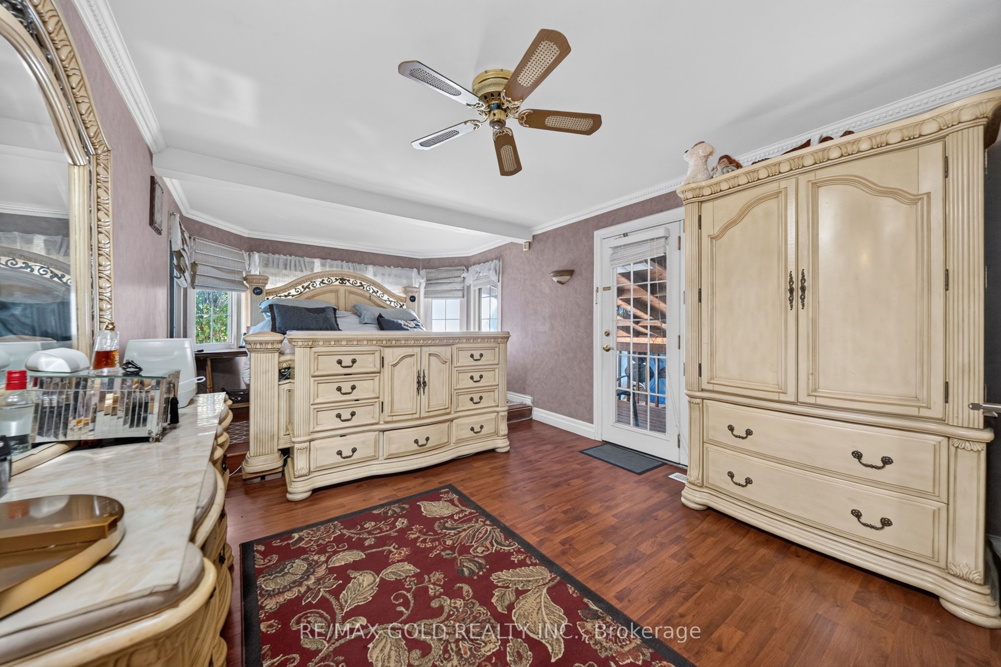 8 Easton Place Property Photo 19