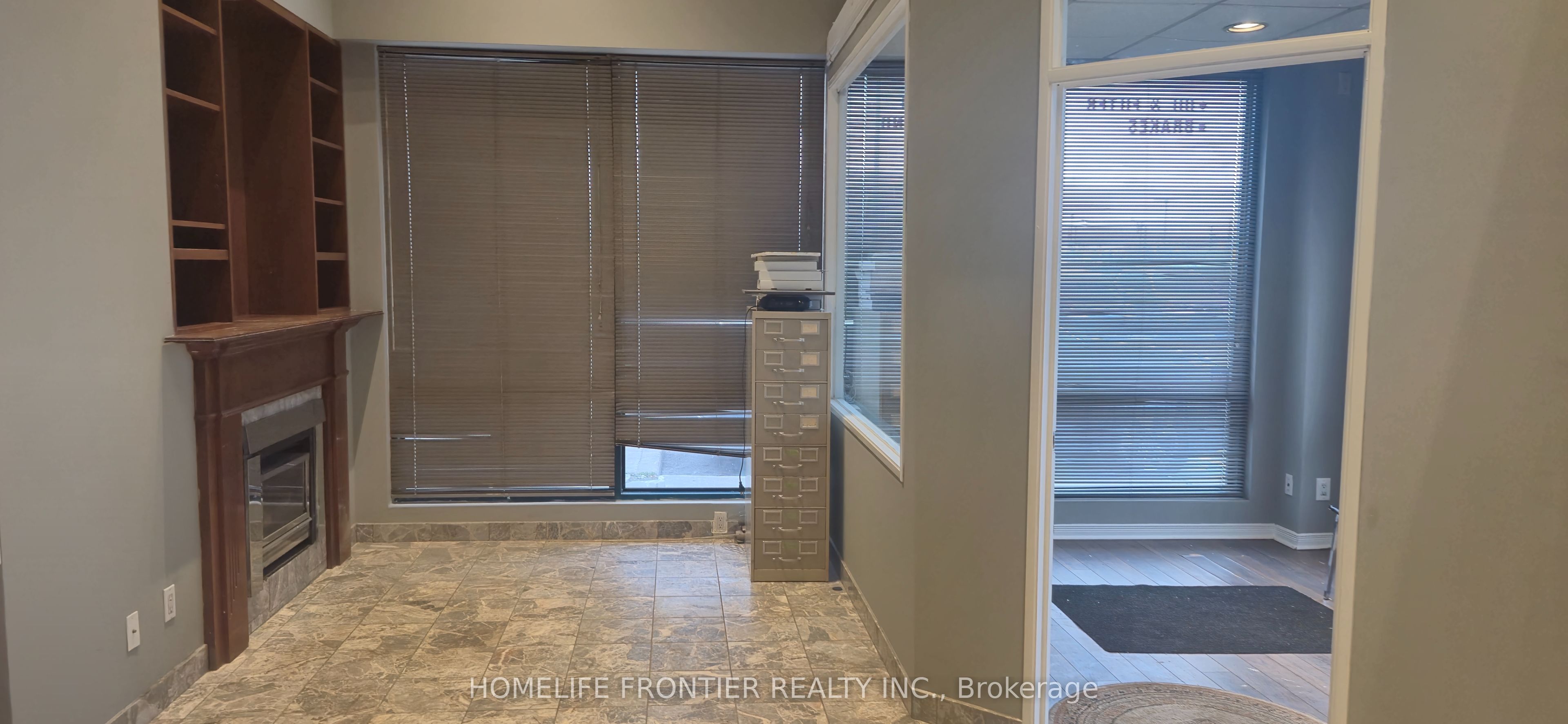 1290 W Finch West Avenue W #18-a Property Photo 3