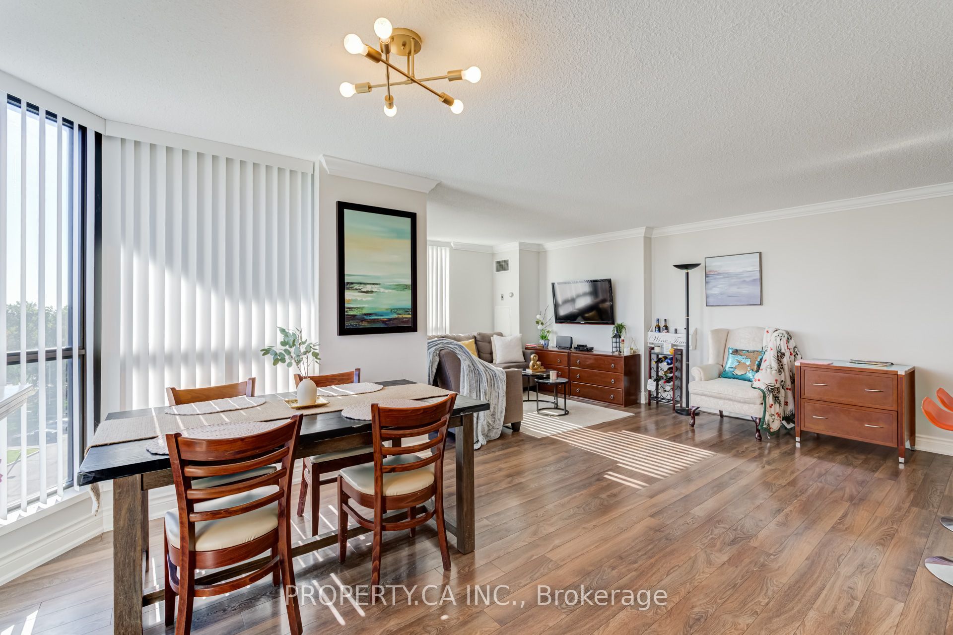 1155 Bough Beeches Boulevard 601 Property Photo 8