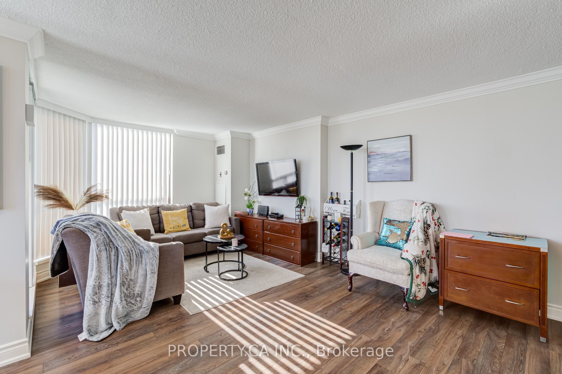 1155 Bough Beeches Boulevard 601 Property Photo 10