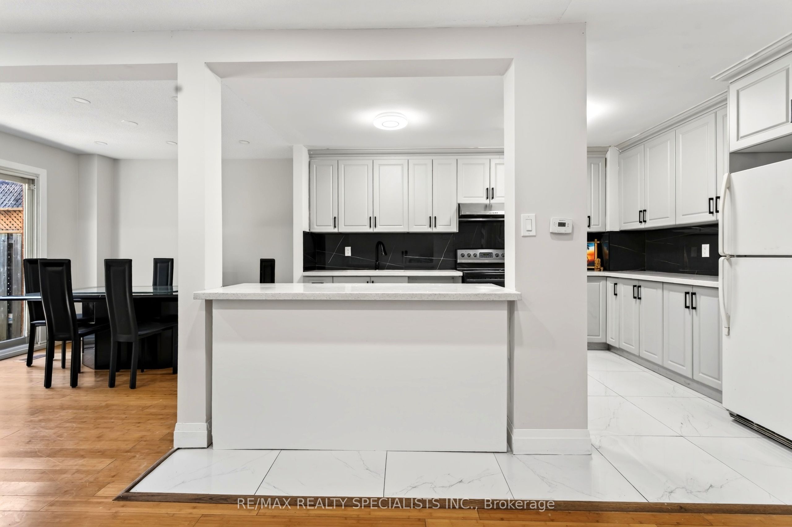 4134 Clevedon Drive Property Photo 14