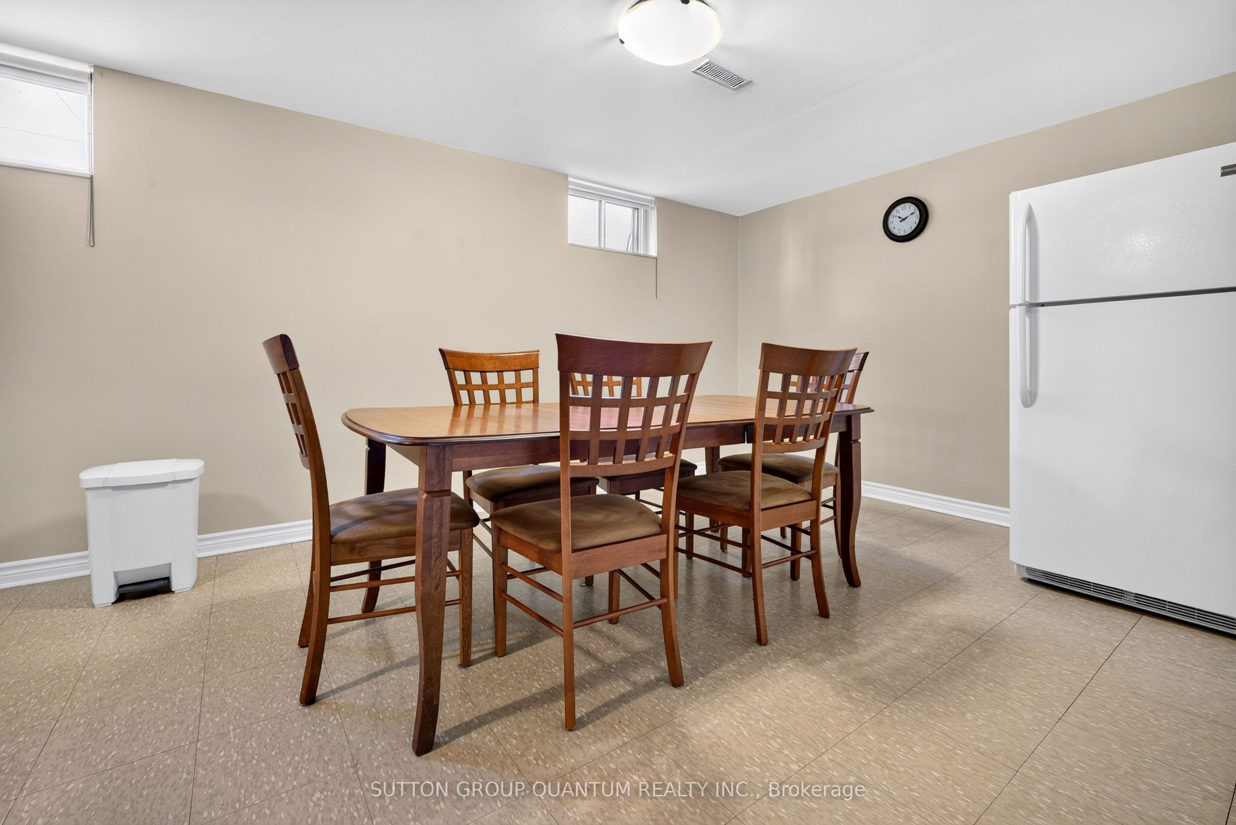 1016 East Avenue Property Photo 22