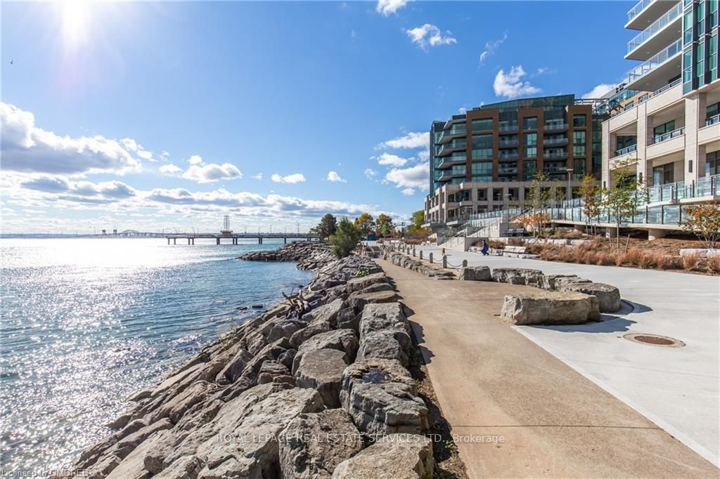 2060 Lakeshore Road 1704 Property Photo 49