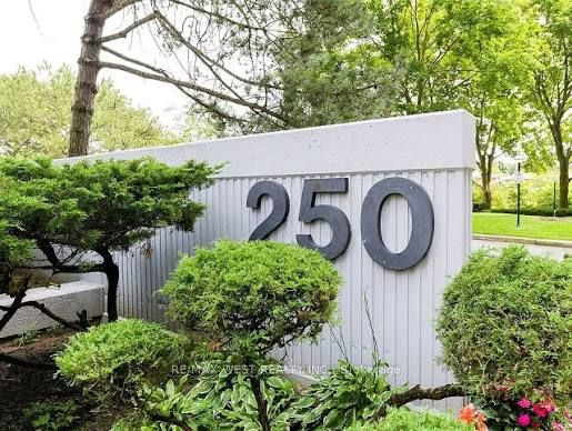 250 Scarlett Road 802 Property Photo 1