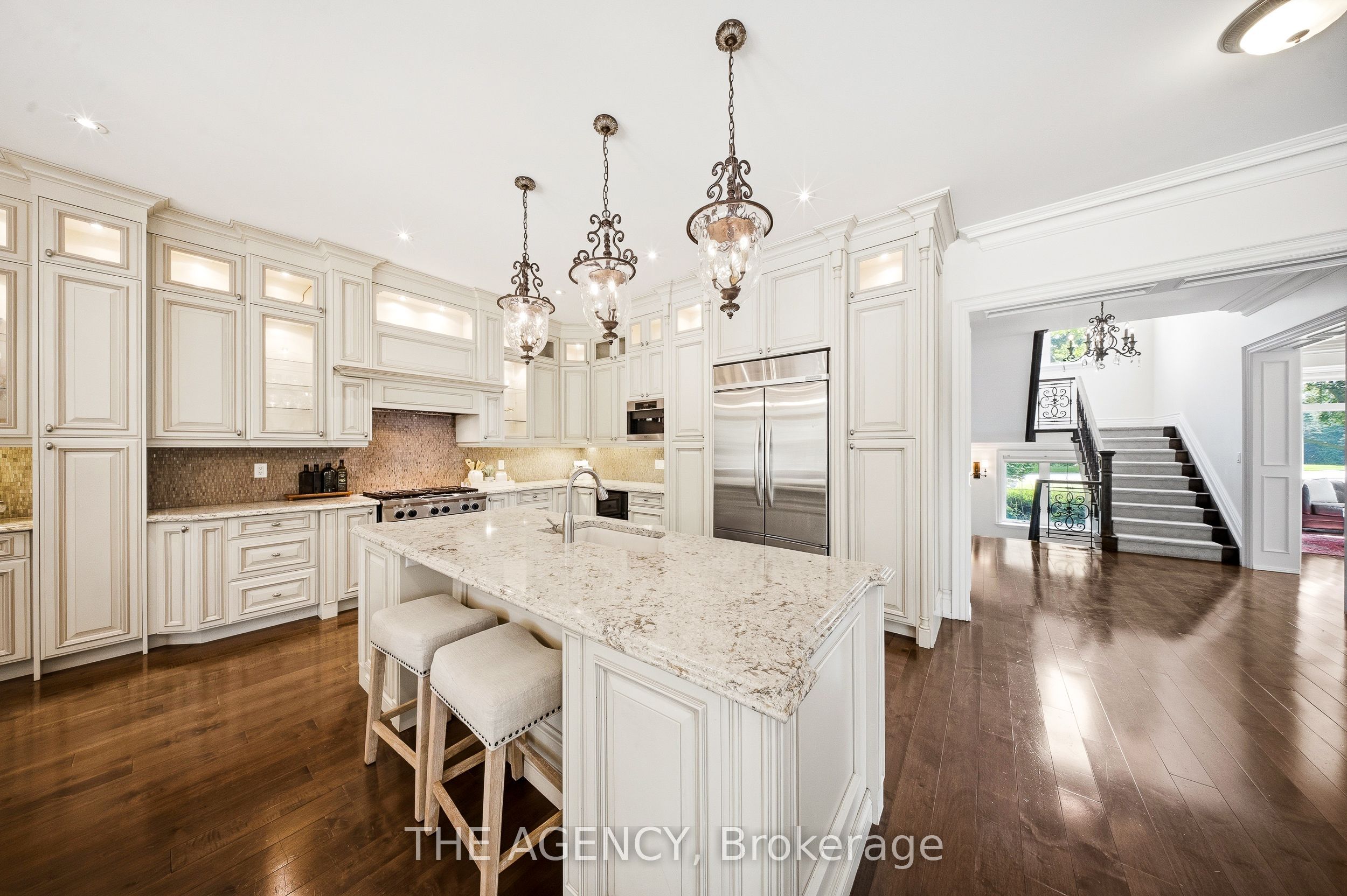 1098 Lakeshore Road W Property Photo 13