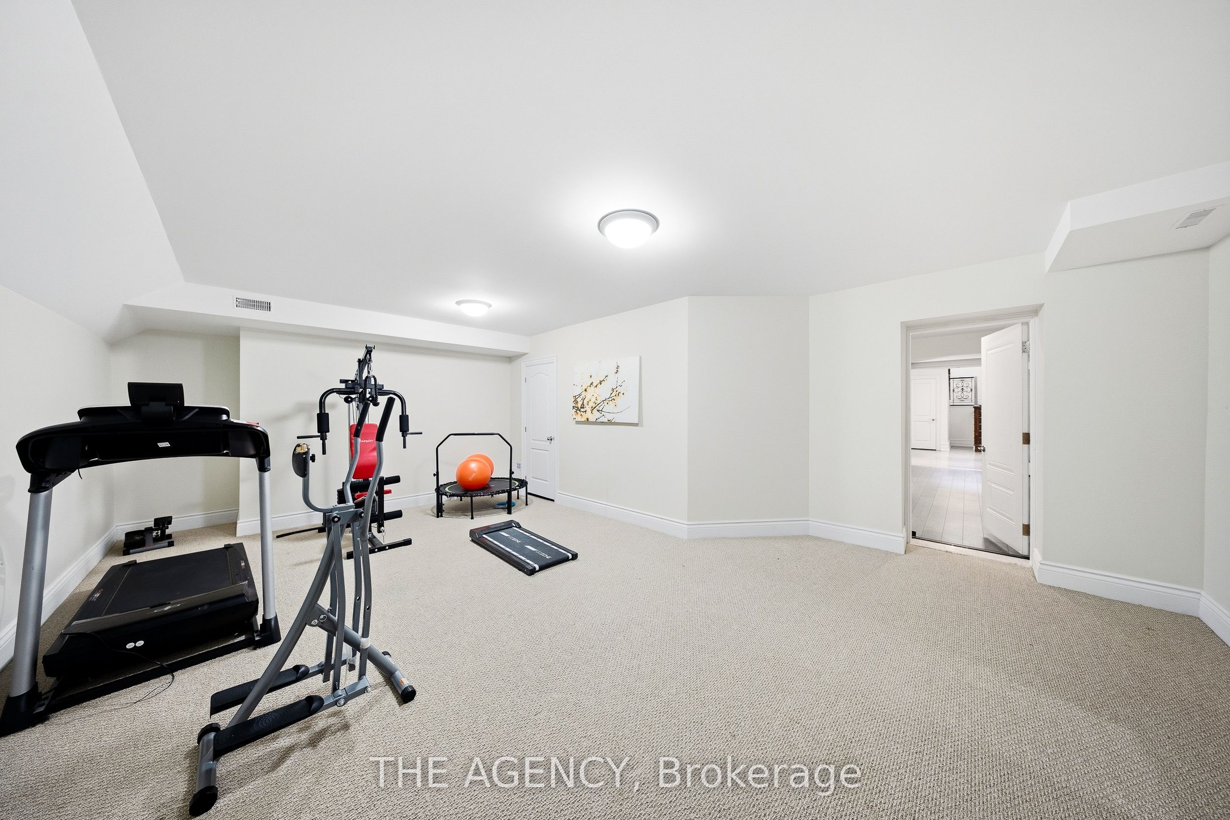 1098 Lakeshore Road W Property Photo 35