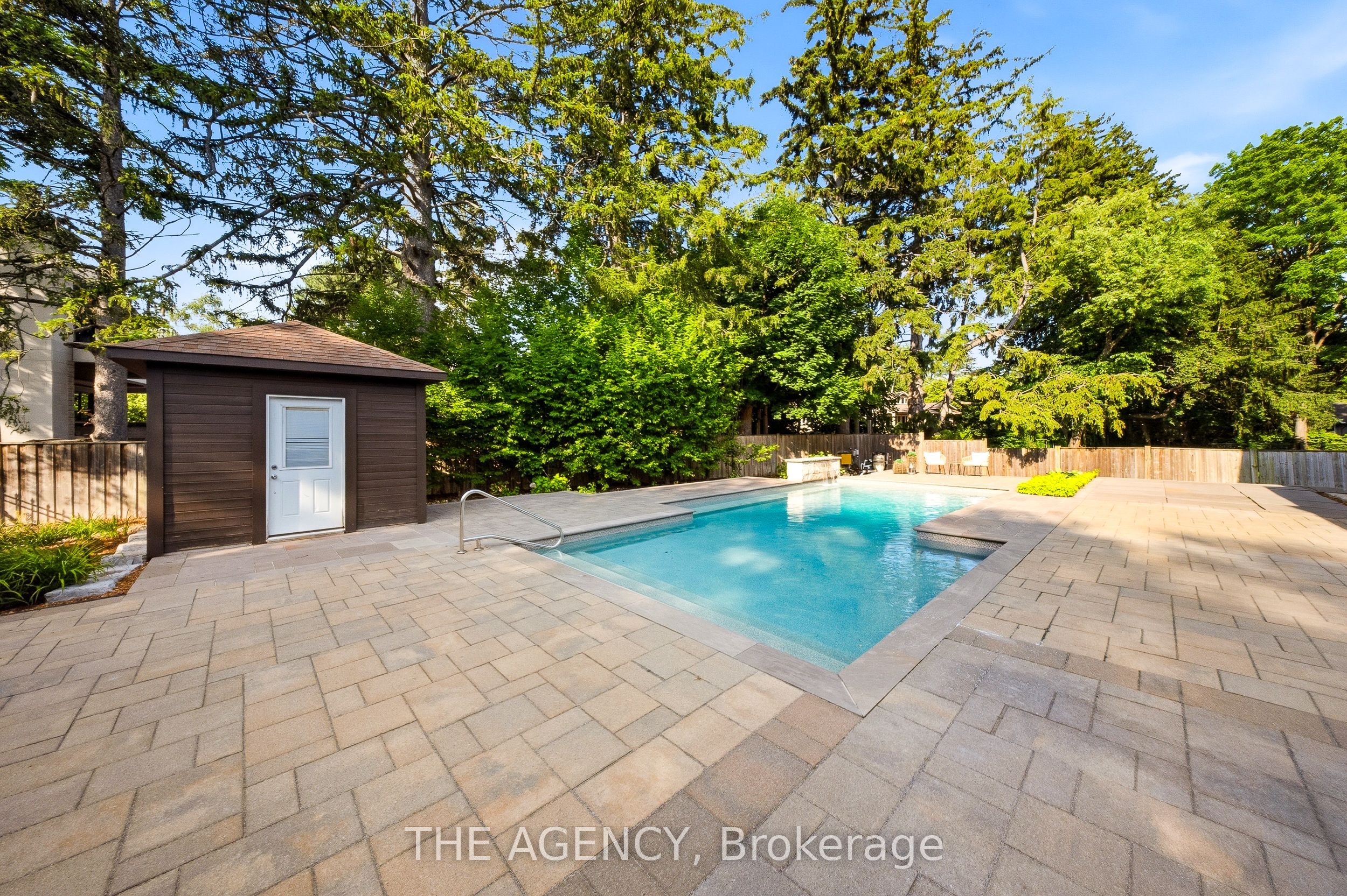 1098 Lakeshore Road W Property Photo 39