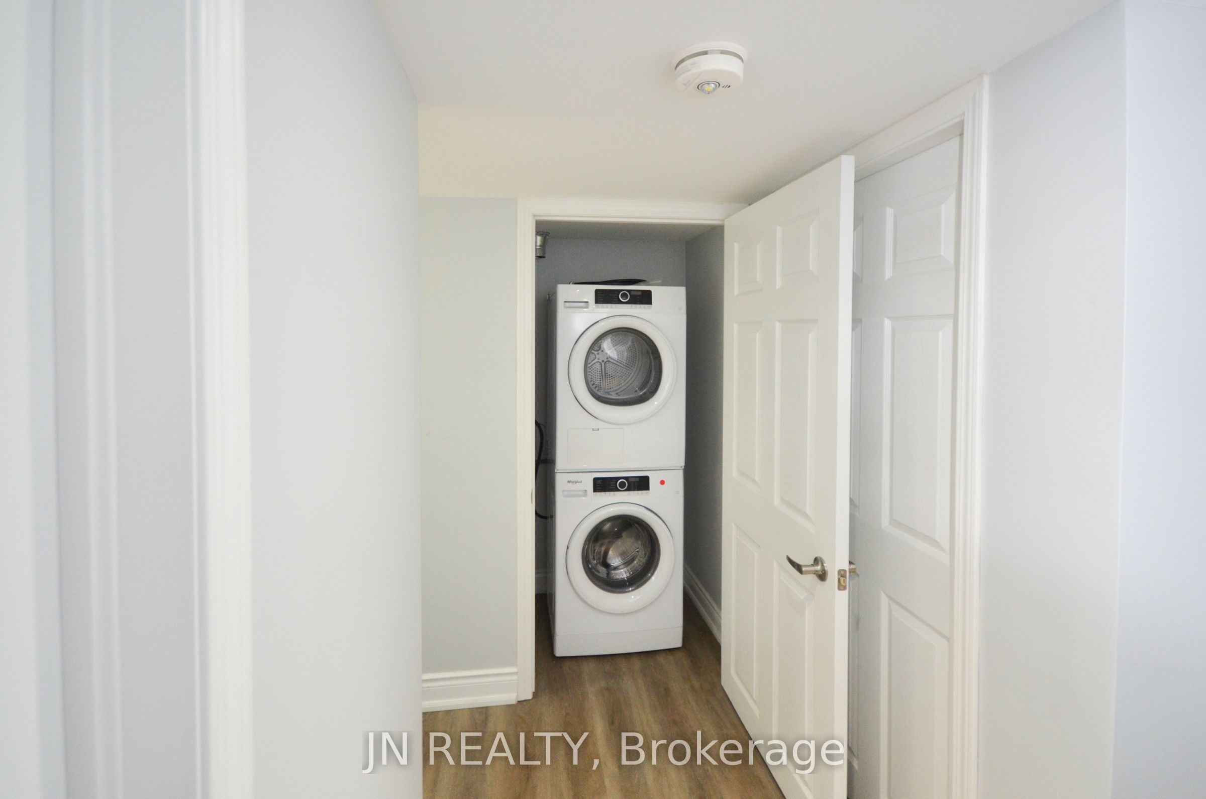 34 Mcechearn Crescent Lower Property Photo 10