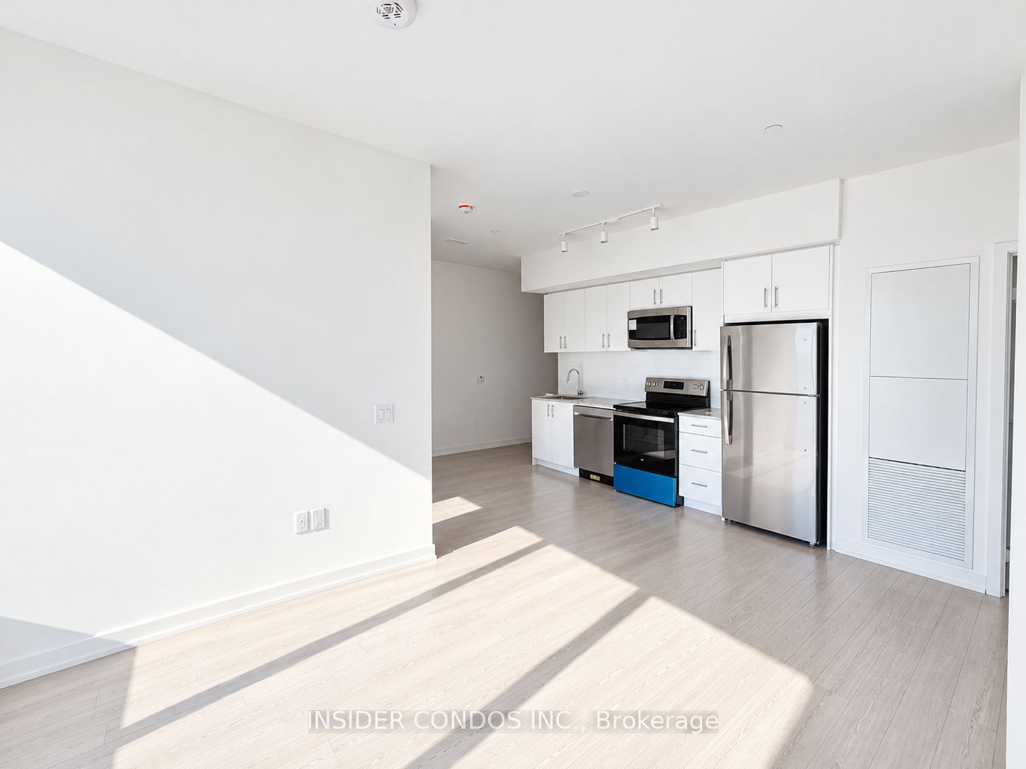 4010 Eglinton Avenue W 1908 Property Photo 3