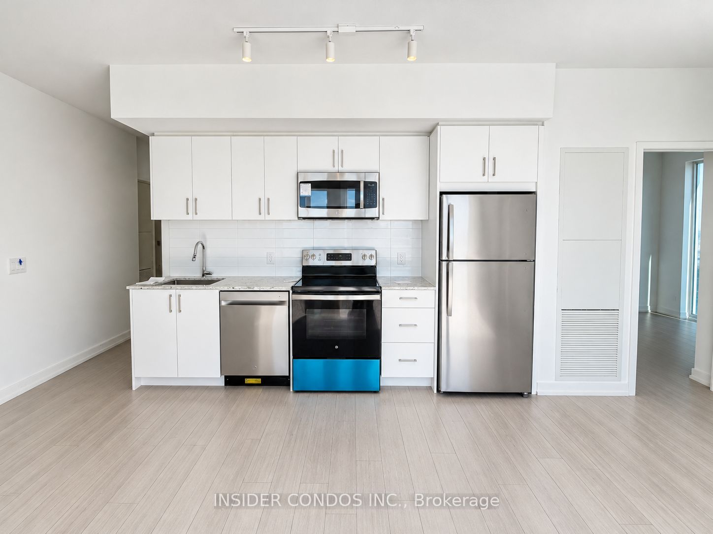 4010 Eglinton Avenue W 1908 Property Photo 8