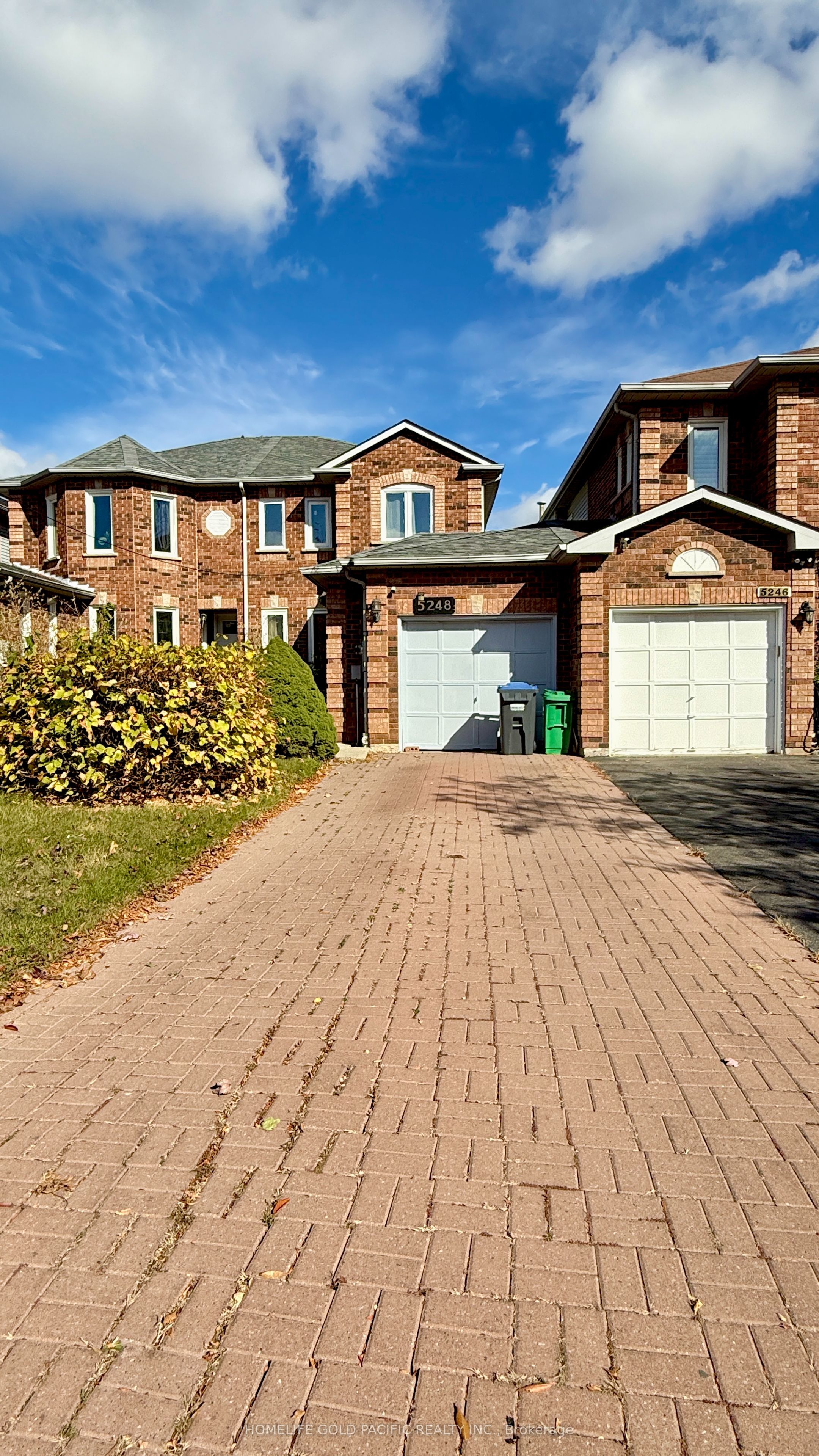 5248 Richborough Drive Property Photo 2
