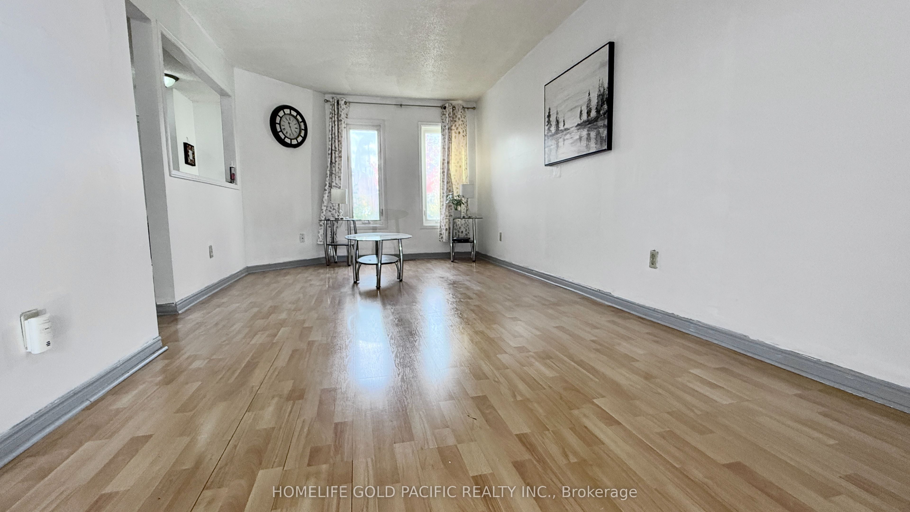 5248 Richborough Drive Property Photo 6