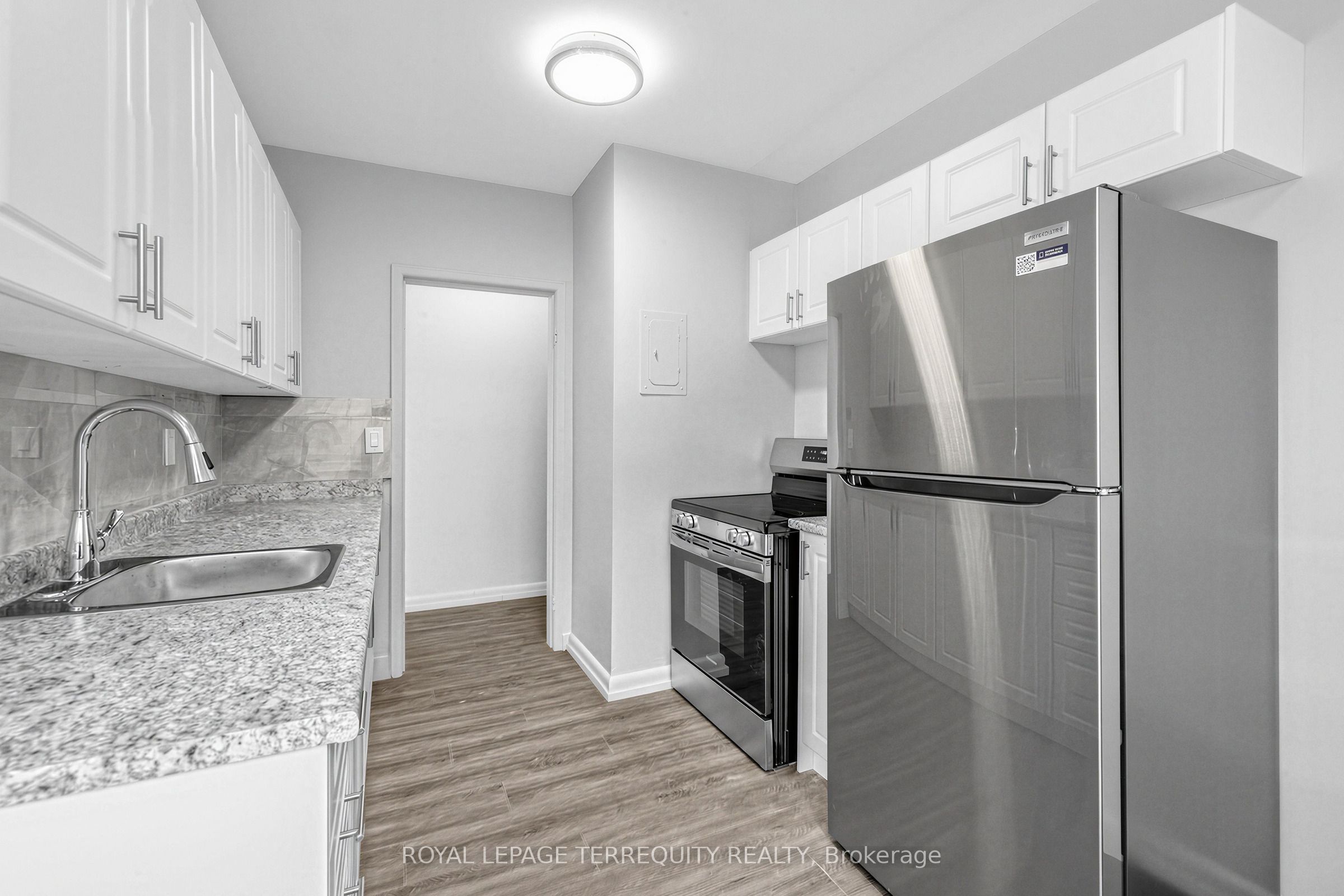 2550 Keele Street 101 Property Photo 8