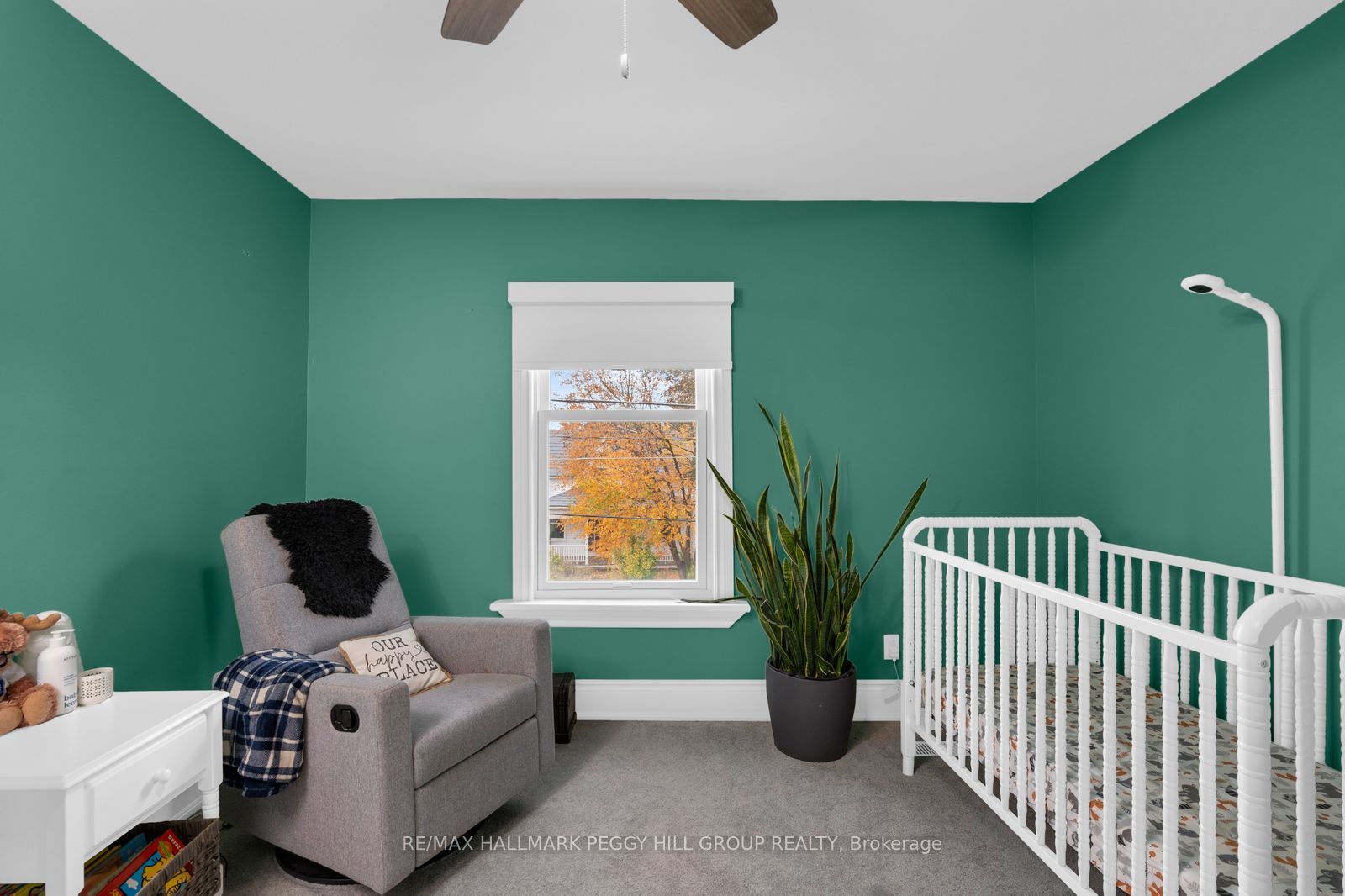 36 Commercial Street Property Photo 14