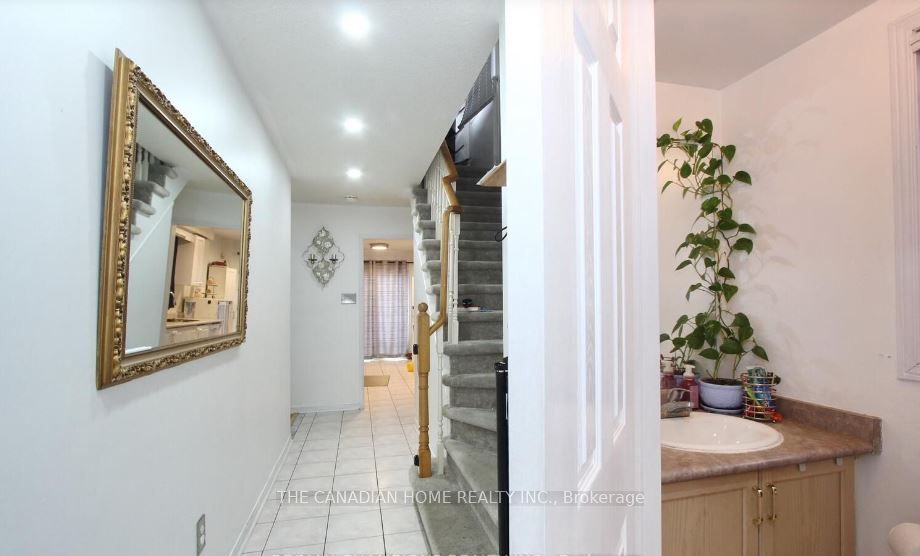 157 Morningmist Street Property Photo 6