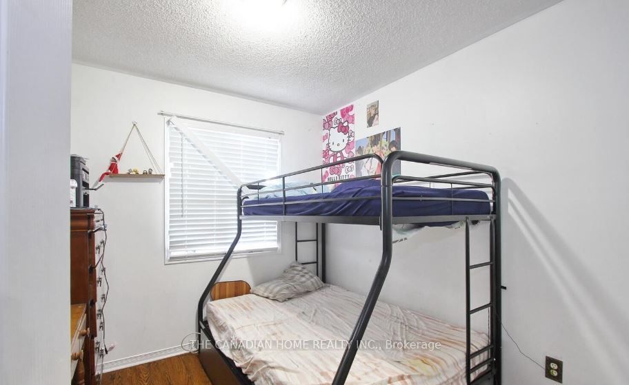 157 Morningmist Street Property Photo 9