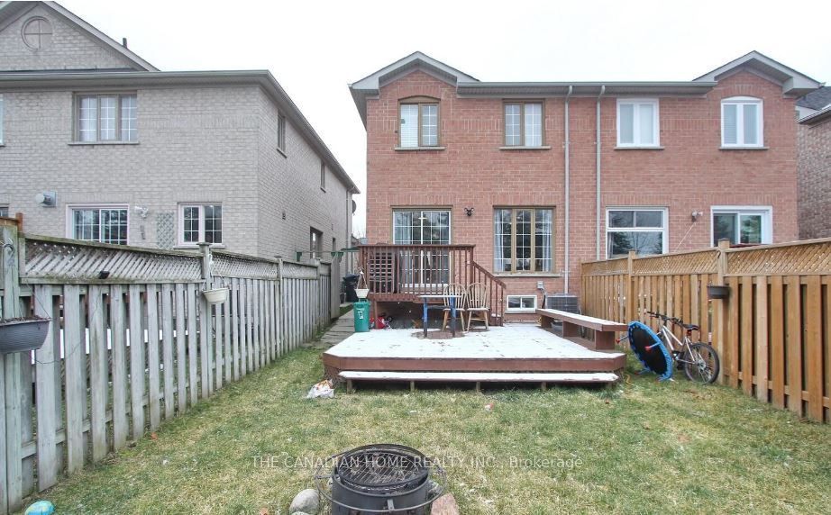 157 Morningmist Street Property Photo 15