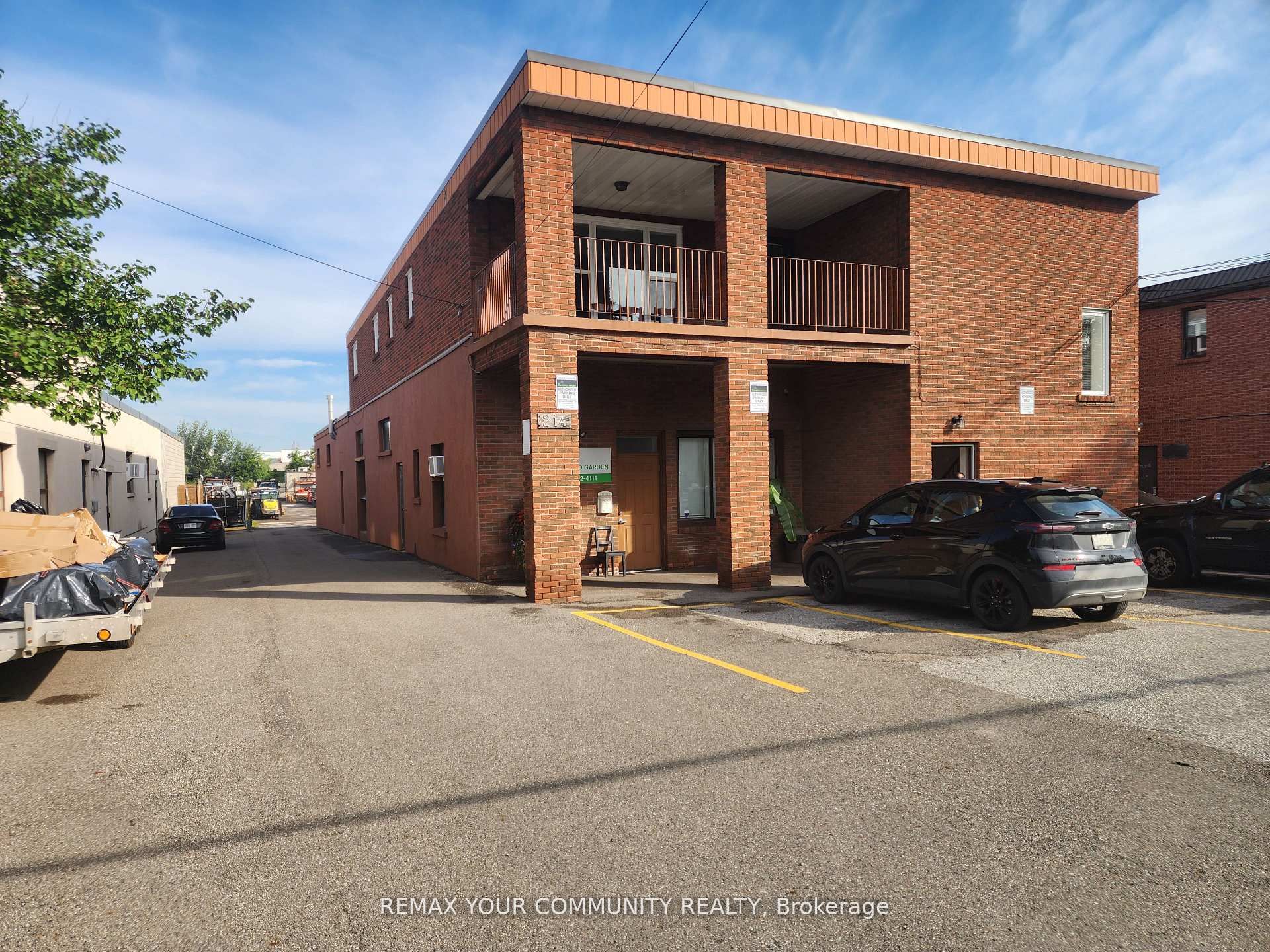 214 Pellatt Avenue Upper Property Photo 1