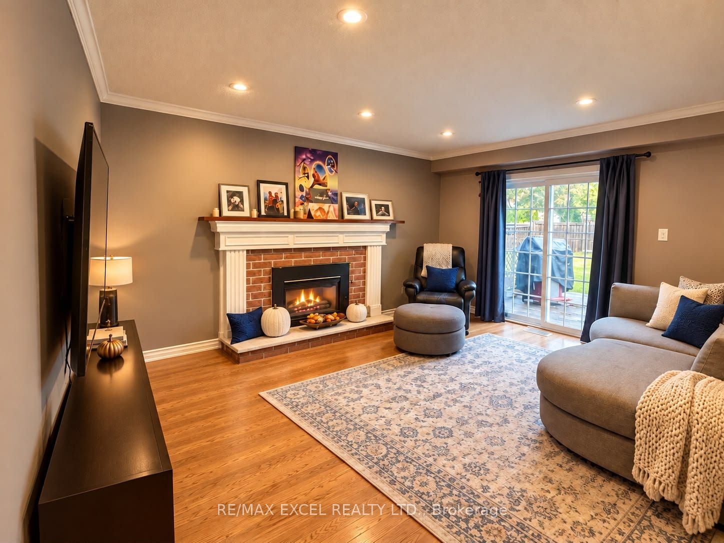 3031 Kilbride Court Property Photo 3