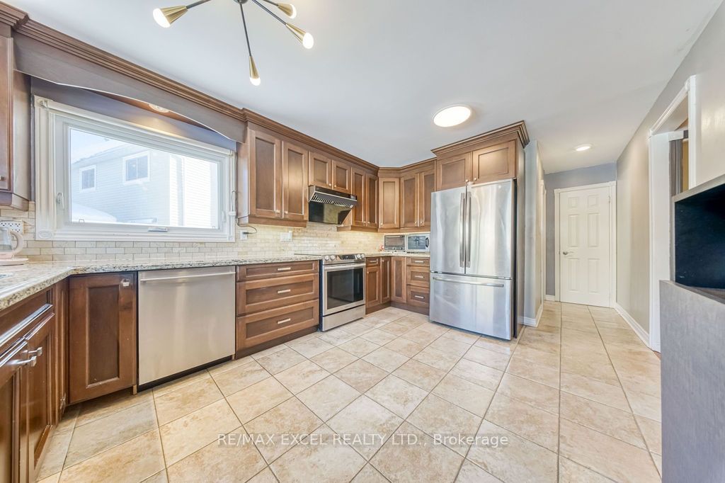 3031 Kilbride Court Property Photo 6