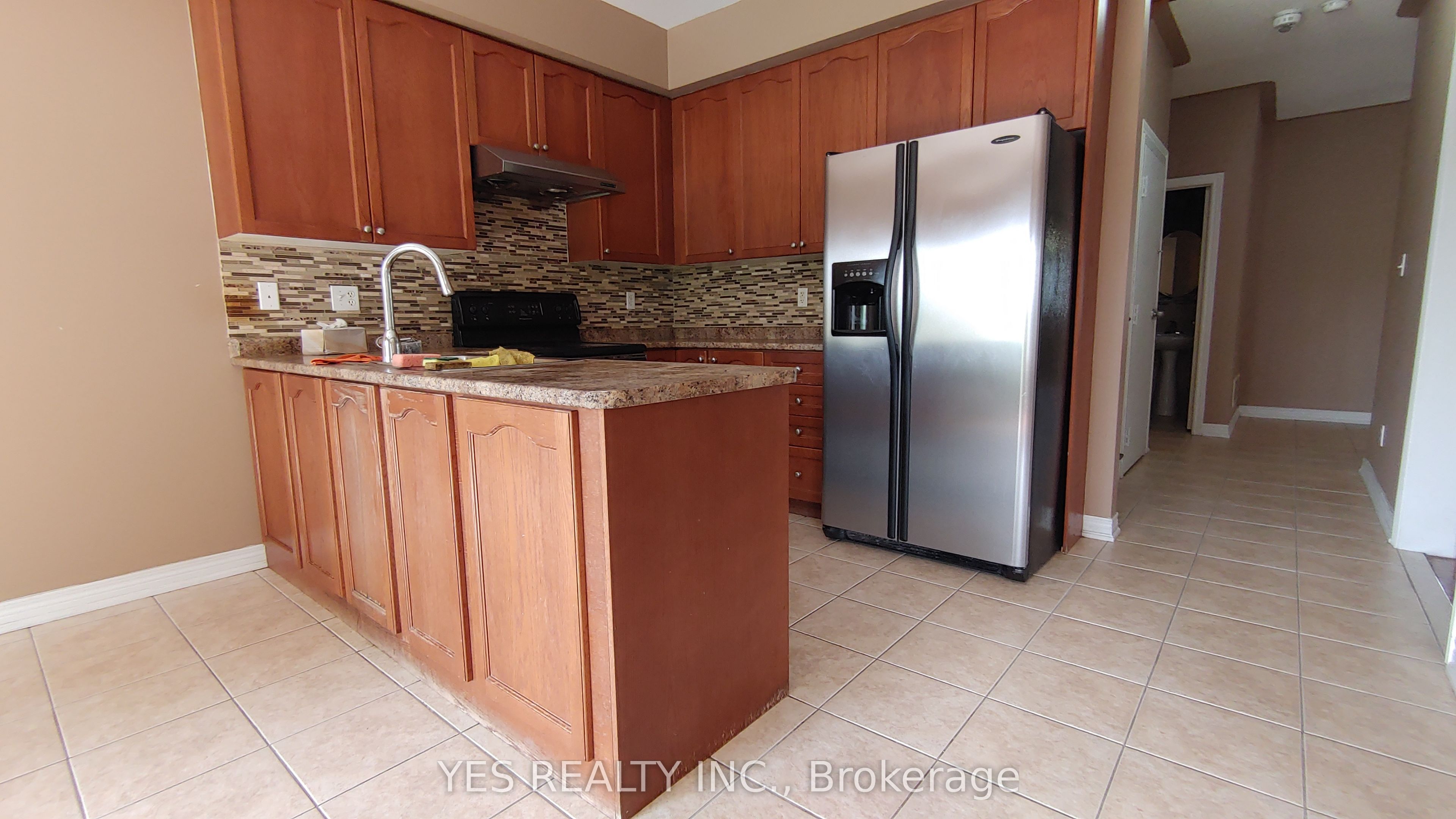26 New Hampshire Court Property Photo 10