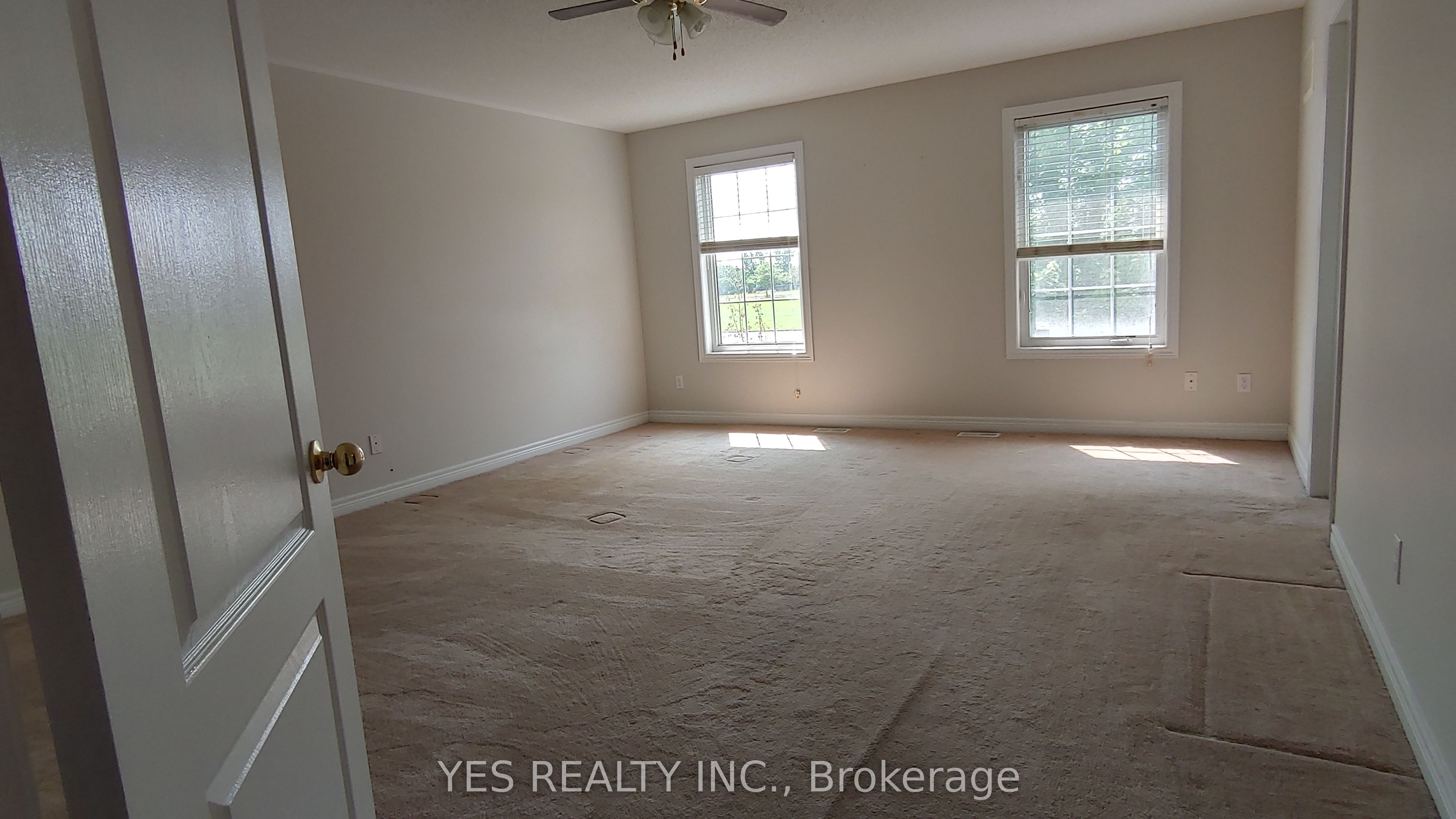 26 New Hampshire Court Property Photo 12
