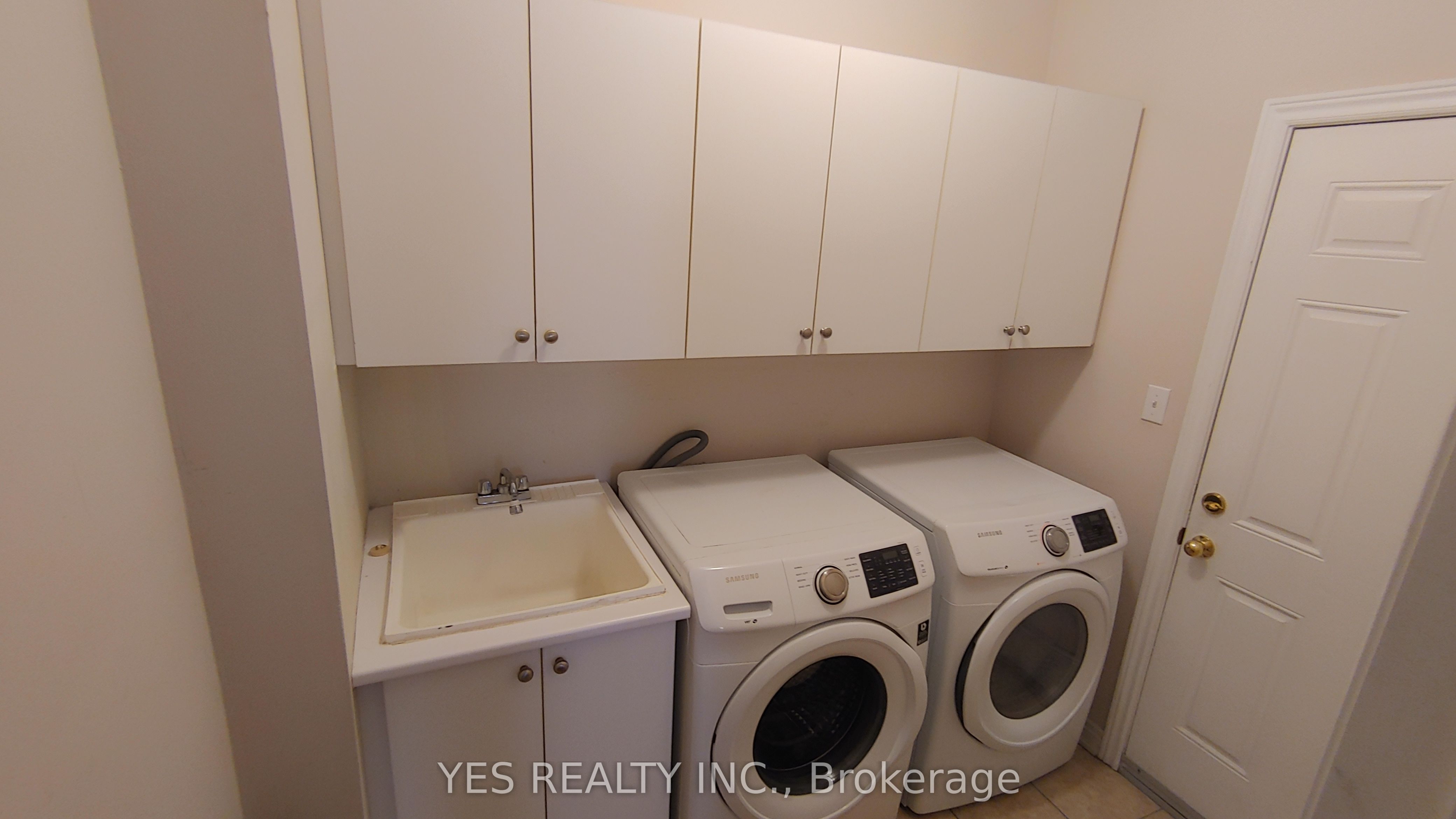 26 New Hampshire Court Property Photo 27
