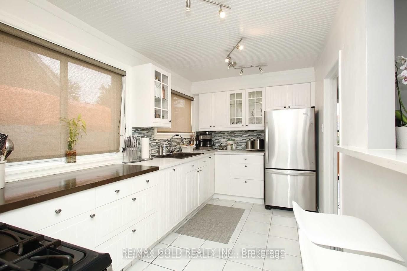 3269 Etude Drive Property Photo 2