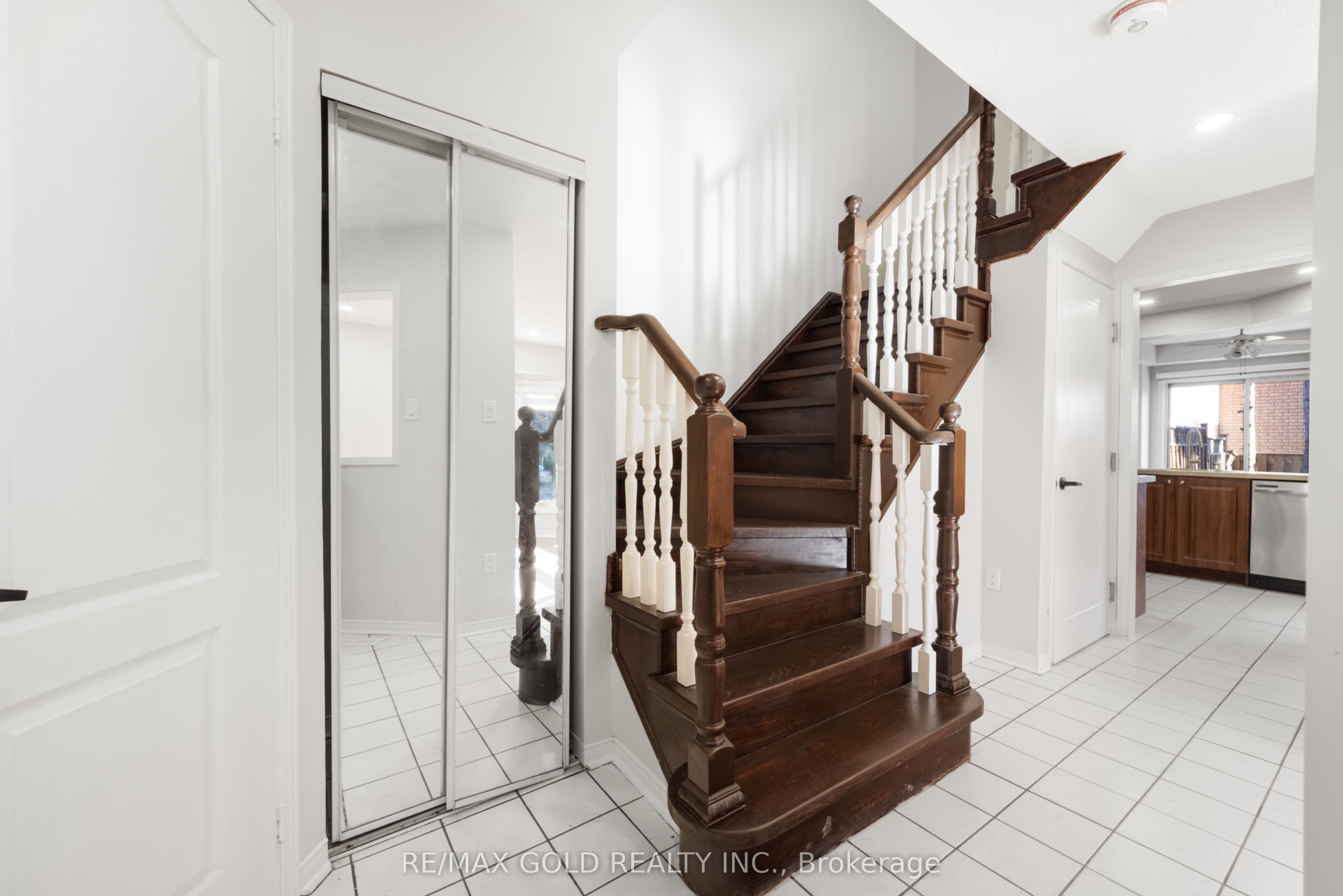 6942 Yarrow Avenue Property Photo 5