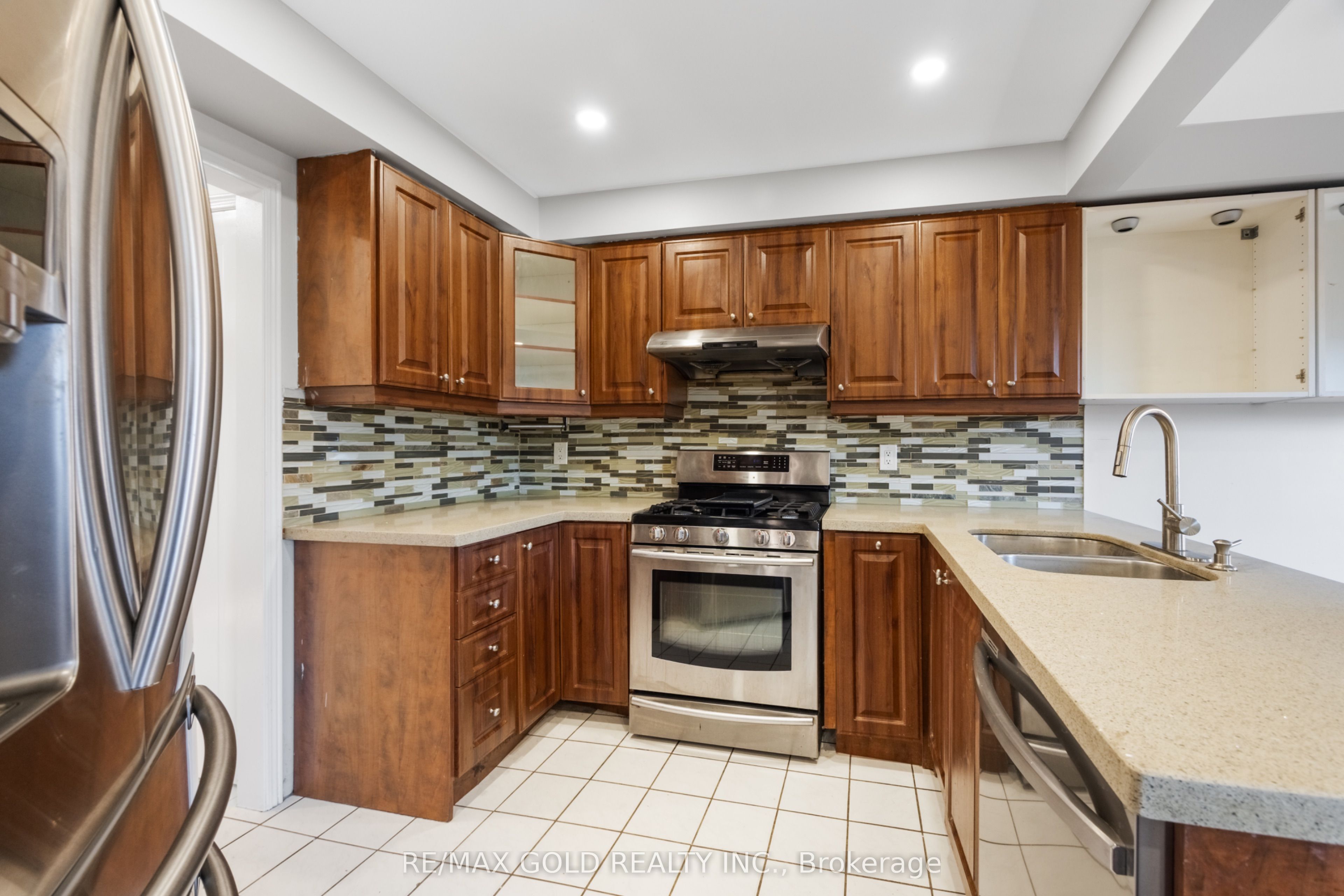 6942 Yarrow Avenue Property Photo 9