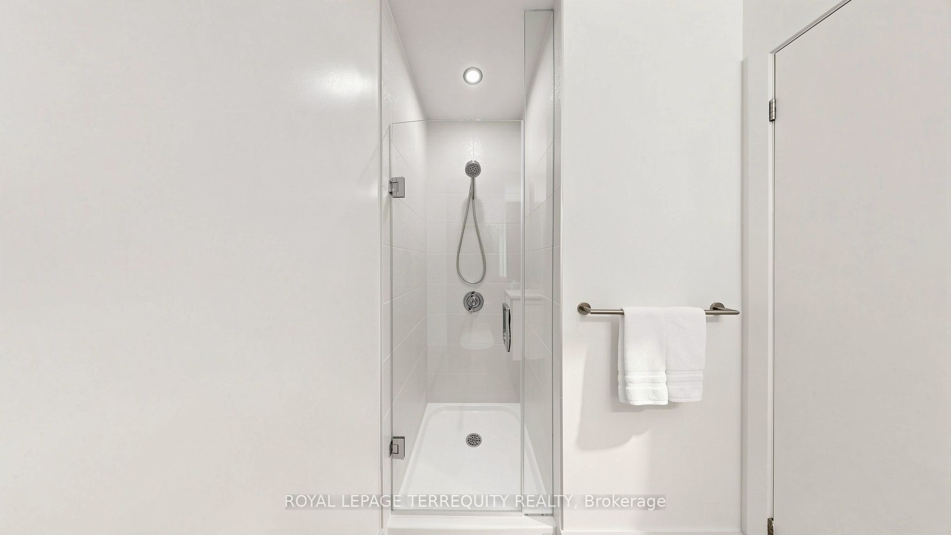 1808 St Clair Avenue W 417 Property Photo 22