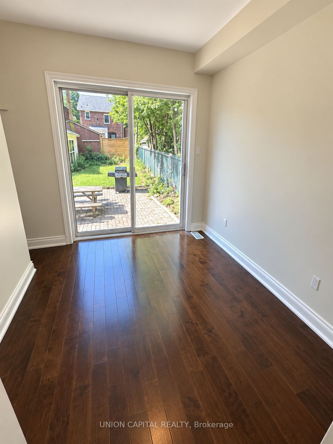 84 Runnymede Road Main Property Photo 6