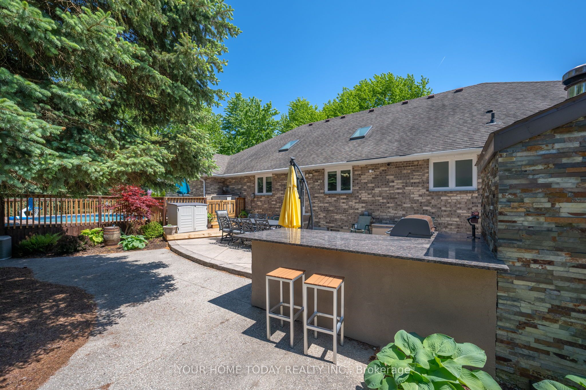 7937 Fifteen Side Road Property Photo 45